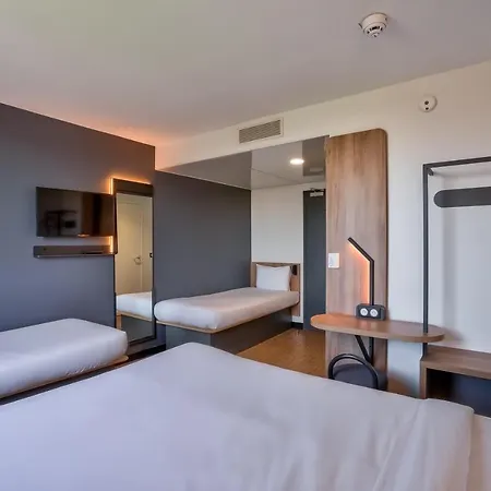 酒店 Paris 克雷泰伊