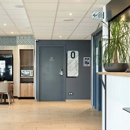 Otel Paris 3*